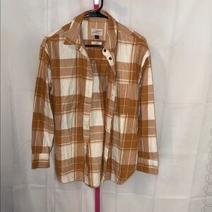 Universal Thread Women’s Plaid Button Up Oversized